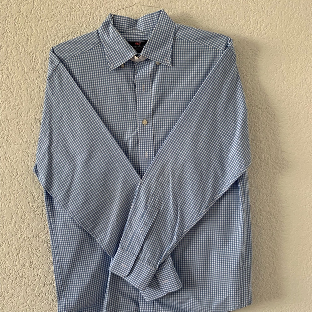 Vineyard Vines button down